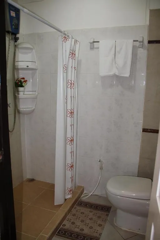 Apartment Chanisara Guest House Kata Beach